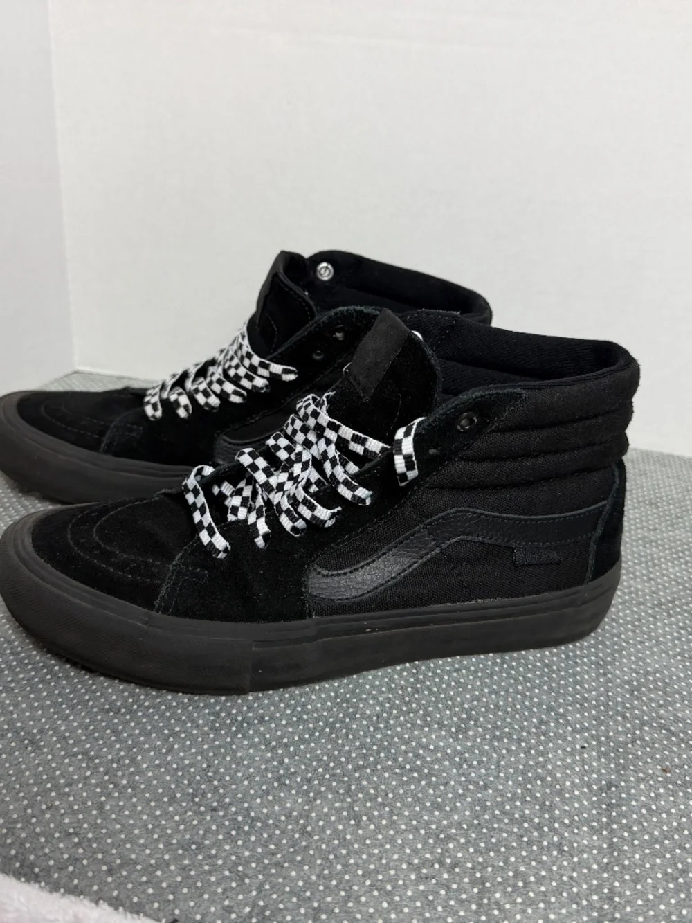 Vans Sk8-Hi Blackout Suede High Top Sneakers Checkerboard Laces Men's